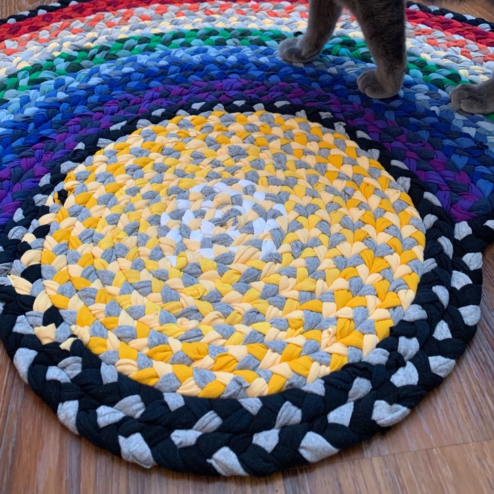 🌈Rainbow Handbraided Rug 🔆 - Picture 3 of 16